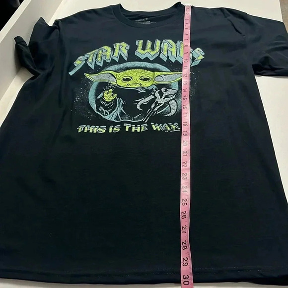 Star Wars tshirt size medium Yoda tshirt 100% cotton Yoda tee this is the way - Picture 4 of 7
